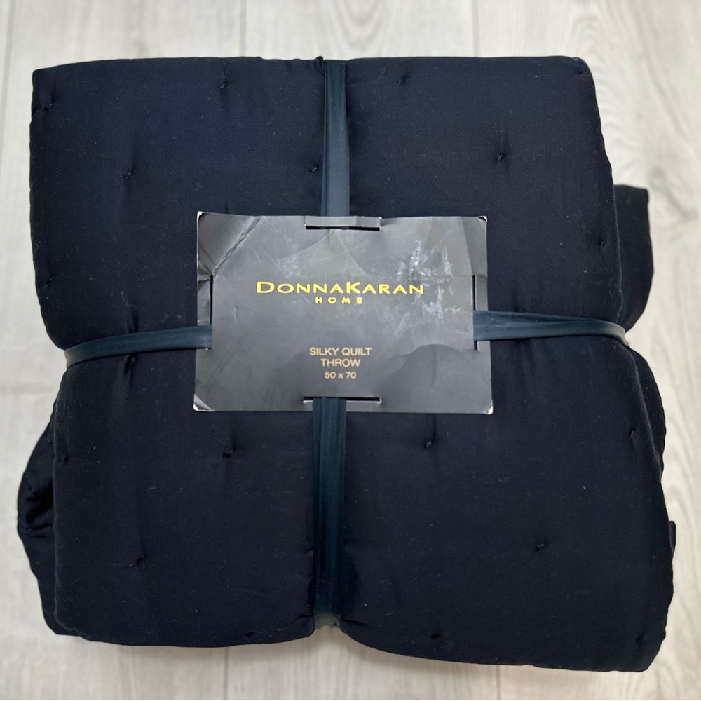 Donna Karan Silky Quilt Throw Black-Silk Luxurious Soft Bed Sofa AUTHENIC!